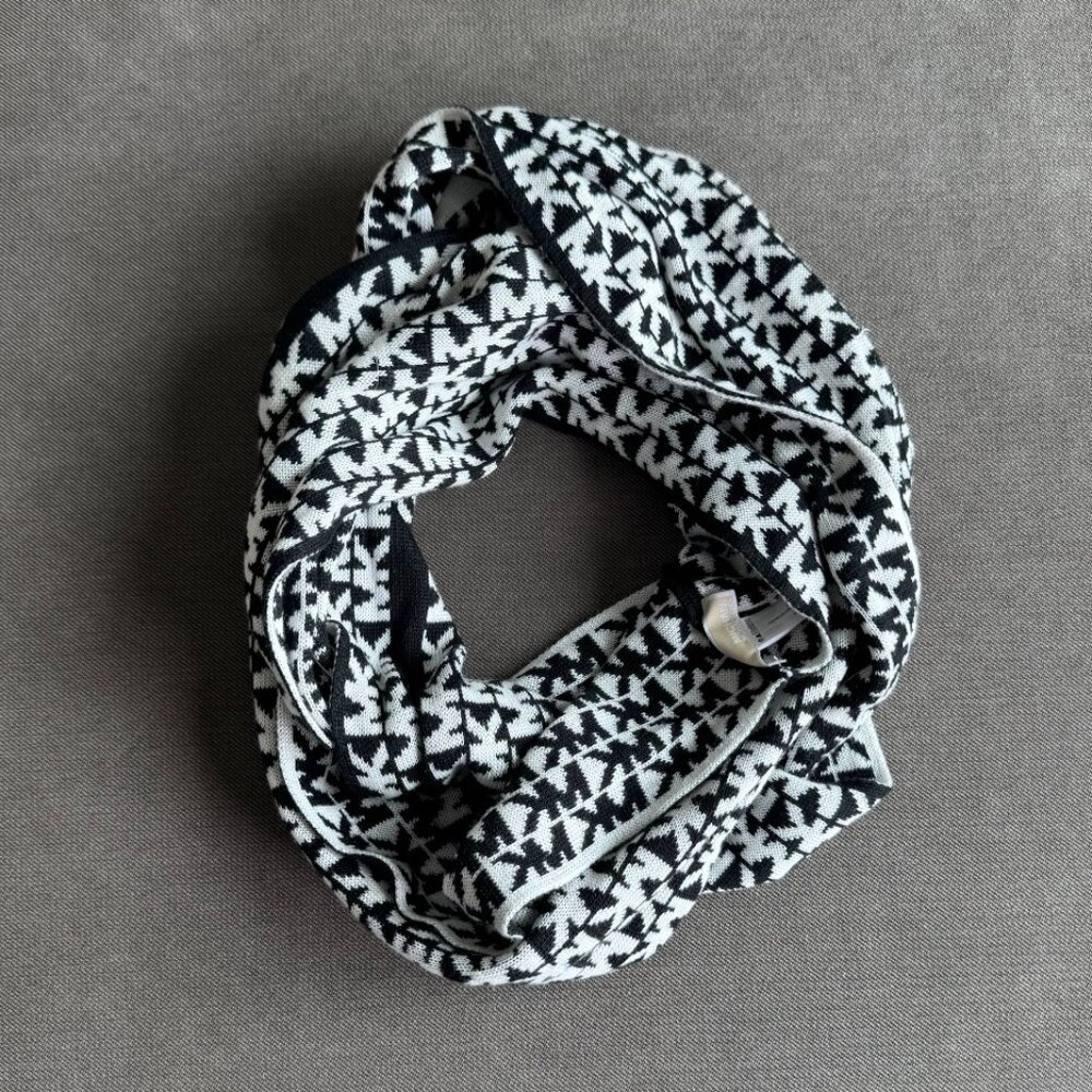 Michael Kors Scarf